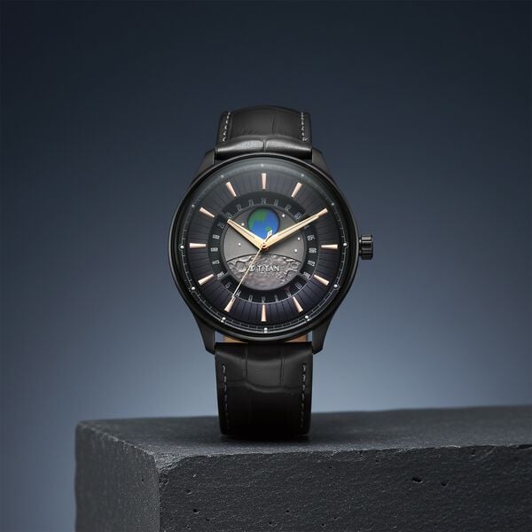 Titan 1890NL01 Stellar Quartz Analog Watch with Earth Disc, Grey Dial and Grey Leather Strap for Men 47.5mm