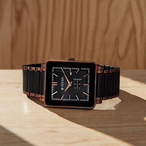 Titan 90013KD06 Regalia Shaped Ceramic Quartz Analog Watch with Date and Black Dial and Black Ceramic & Stainless Steel Strap for Men 33.8mm