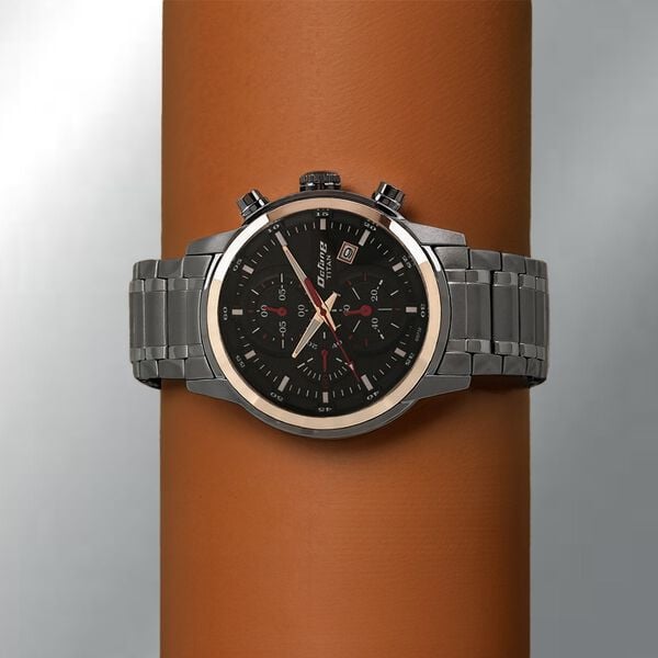 Titan 90086KM03 Octane Quartz Chronograph Watch with Black Dial and Black Stainless Steel Strap for Men