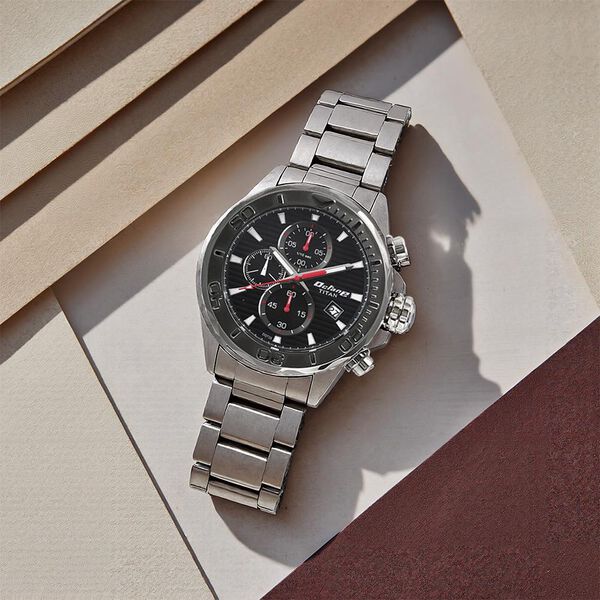 Titan 90087KM02 Octane Quartz Chronograph Watch with Black Dial and Silver Stainless Steel Strap for Men