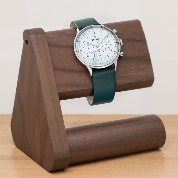 Titan 90102SL03 Quartz Multifunction Watch with White Dial and Leather Strap for Men