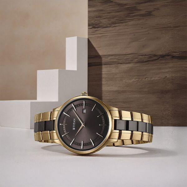 Titan 90142KD02 Slim Ceramic Fusion Quartz Analog Watch with Date, Grey Dial and Stainless Steel Strap for Men 47mm