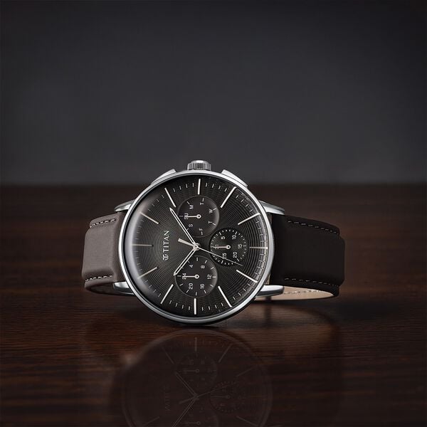 Titan 90200SL02 Light Leathers Quartz Multifunction Watch with Anthracite Dial and Grey Leather Strap for Men 42mm