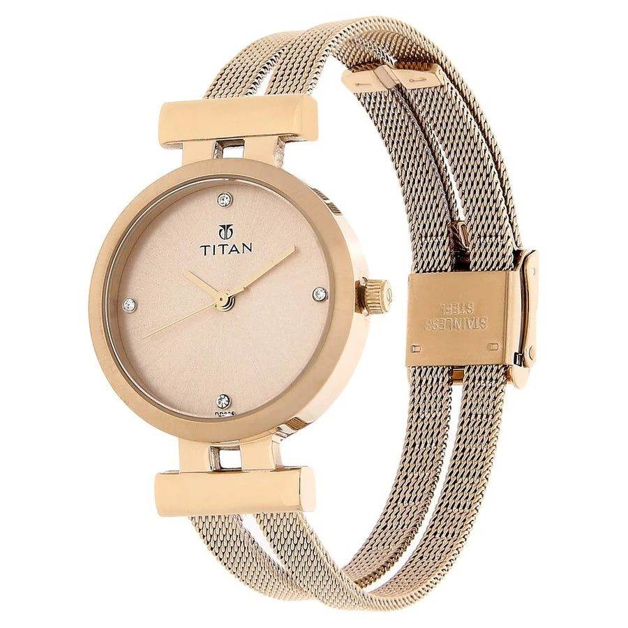 9942WM01  Women 3 Hands Quartz Watch