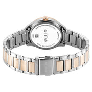 95326KM01 Glamour Women 3 Hands Quartz Watch 32.25mm
