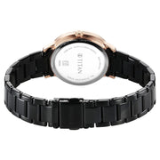 95314KM01 Glamour Women 3 Hands Quartz Watch 33mm